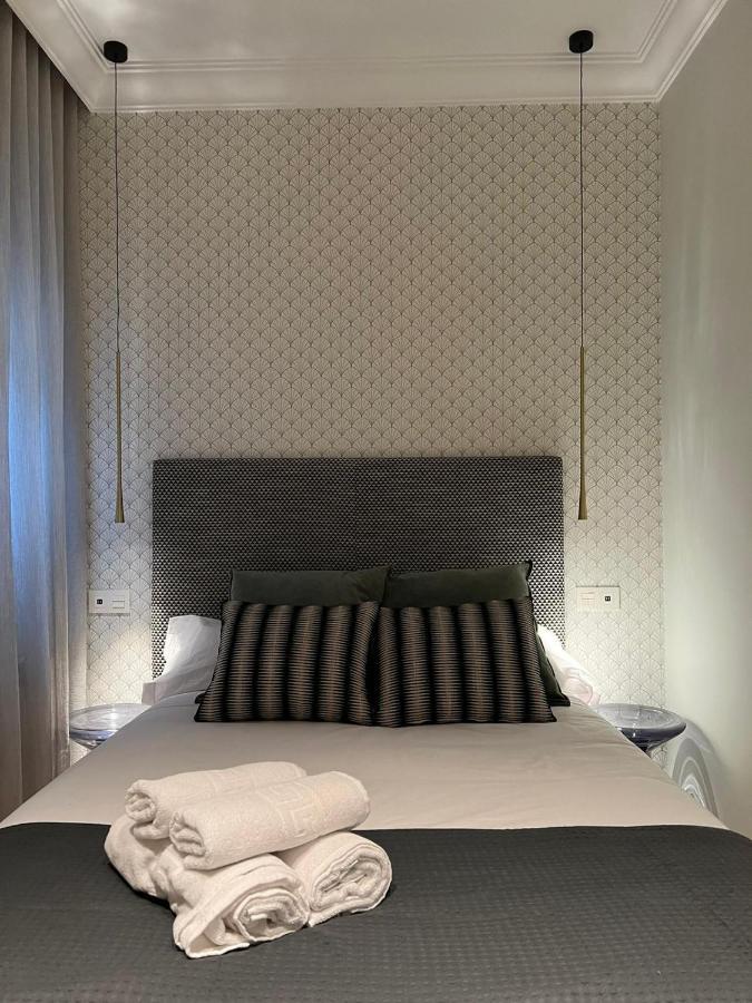 Pie De Torre Catedral Apartment Granada Ngoại thất bức ảnh