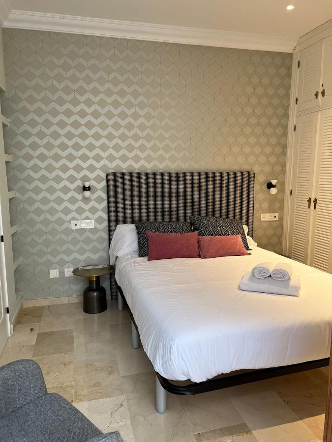 Pie De Torre Catedral Apartment Granada Ngoại thất bức ảnh
