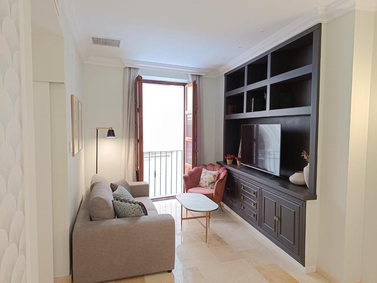 Pie De Torre Catedral Apartment Granada Ngoại thất bức ảnh